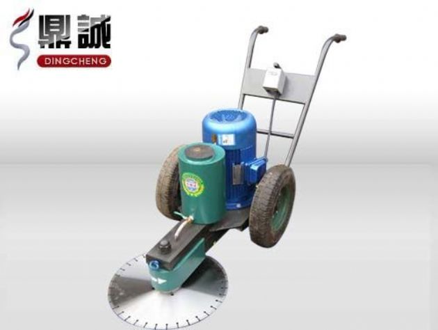 點(diǎn)擊查看詳細(xì)信息<br>標(biāo)題：手推式切樁機(jī) 閱讀次數(shù)：13167