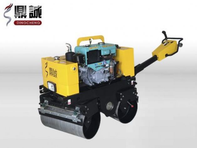 點(diǎn)擊查看詳細(xì)信息<br>標(biāo)題：DC-840-I全液壓手扶雙鋼輪壓路機(jī) 閱讀次數(shù)：14247