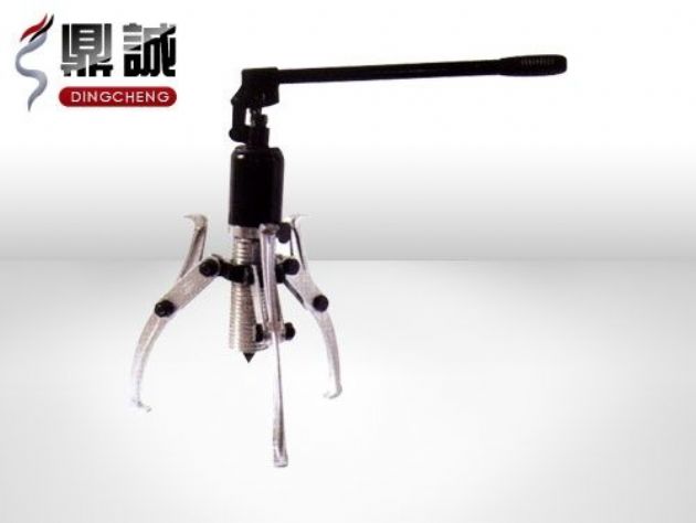 點(diǎn)擊查看詳細(xì)信息<br>標(biāo)題：整體式液壓拉馬 閱讀次數(shù)：4585